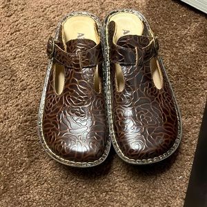 Algeria mules in tooled brown